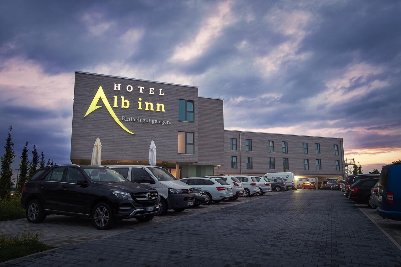 Alb Inn - Hotel & Apartments Мерклинген Экстерьер фото